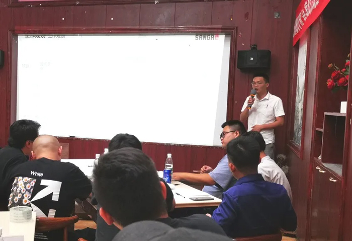 战区副区长廖世胖