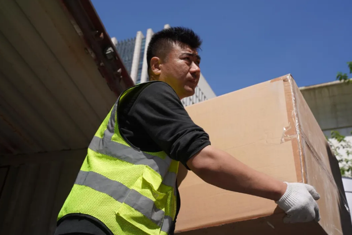 不负重托!明升国际物流圆满承运上海市普陀区应急帮扶物资驰援鲁甸